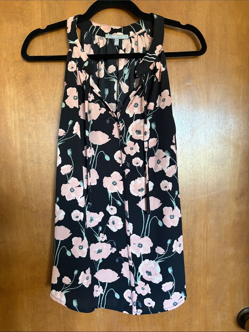 Sleeveless Floral Blouse in Black & Blush